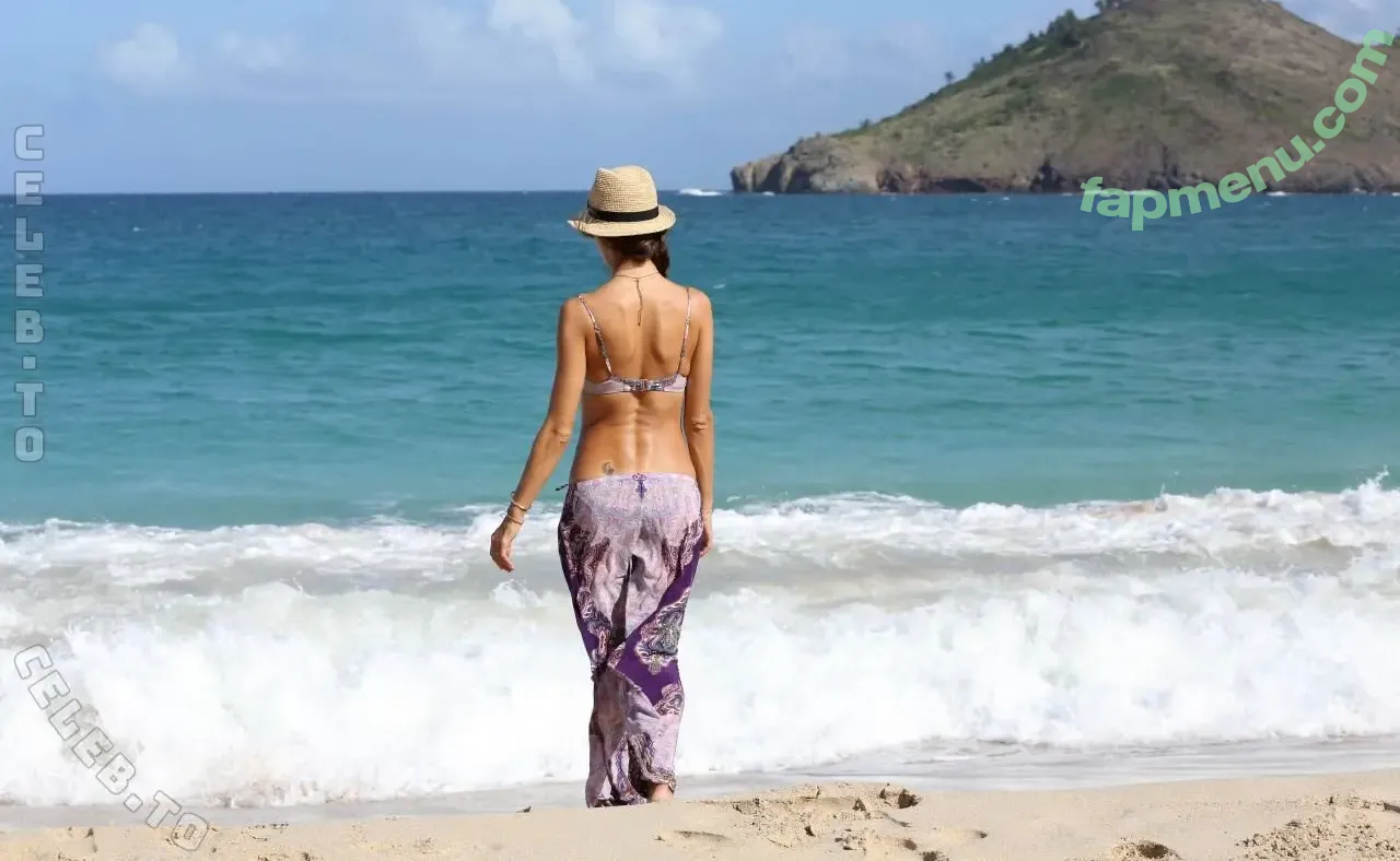 Alessandra Ambrosio nude photo #4584 (Alessandra / aleambrosio / alelovesanja / alessandraambrosio)