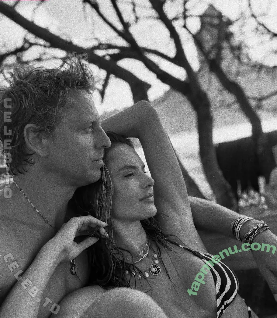 Alessandra Ambrosio nude photo #4617 (Alessandra / aleambrosio / alelovesanja / alessandraambrosio)