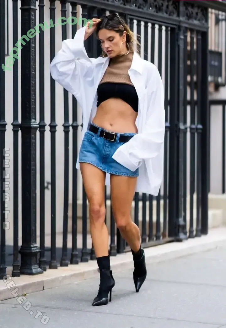 Alessandra Ambrosio nude photo #4642 (Alessandra / aleambrosio / alelovesanja / alessandraambrosio)