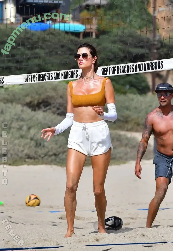 Alessandra Ambrosio nude photo #4819 (Alessandra / aleambrosio / alelovesanja / alessandraambrosio)