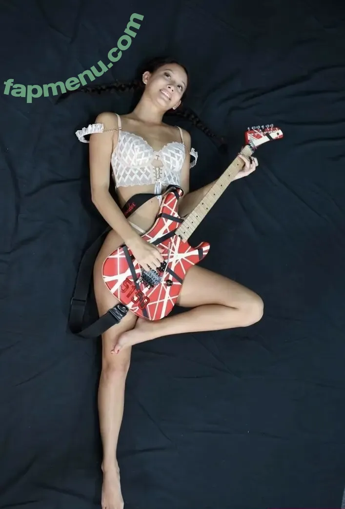 Alessandra Liu nude photo #0084 (_alessandraliu)