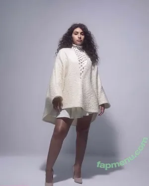 Alessia Cara / 697145310 / alessiacara / alessiasmusic nude photo #0209