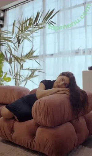 Alessia Cara / 697145310 / alessiacara / alessiasmusic nude photo #0265