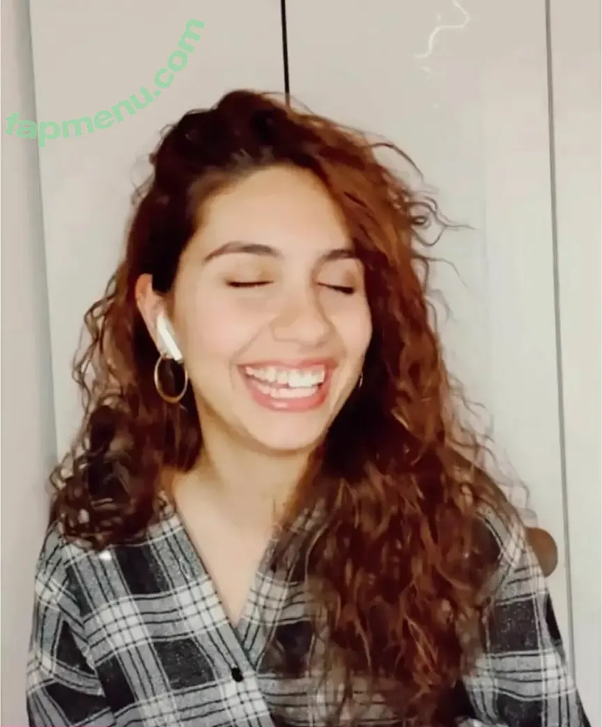 Alessia Cara nude photo #0003 (697145310 / alessiacara / alessiasmusic)