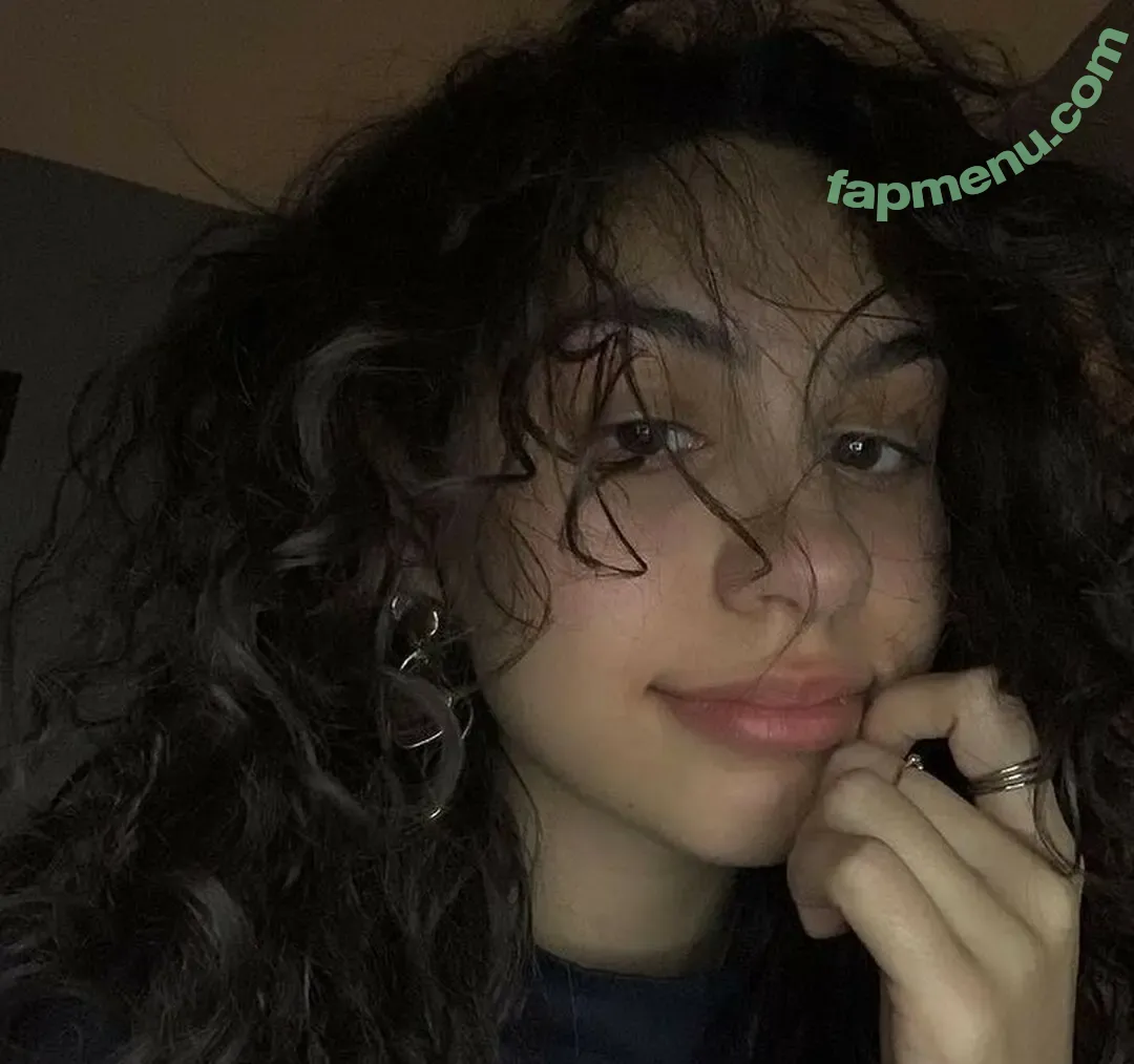 Alessia Cara nude photo #0030 (697145310 / alessiacara / alessiasmusic)