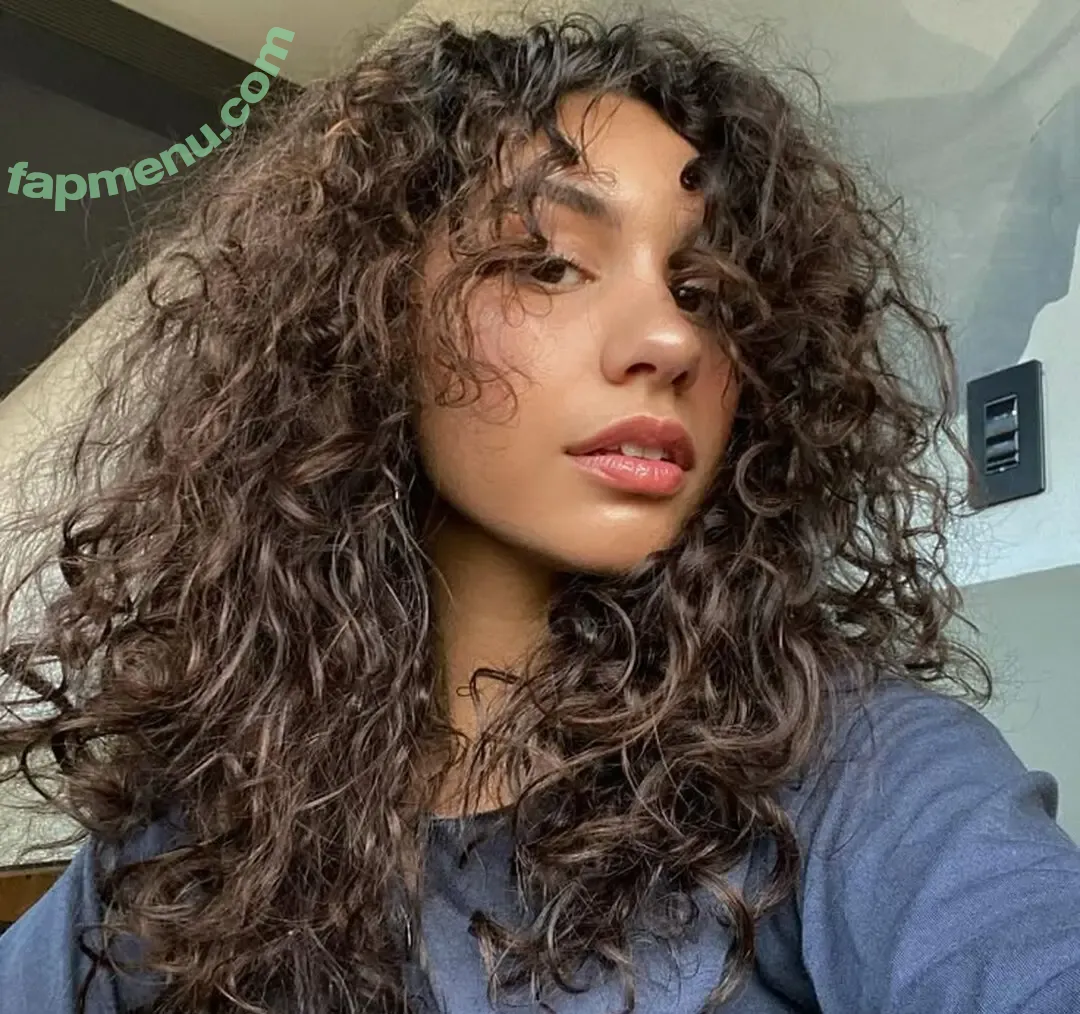 Alessia Cara nude photo #0234 (697145310 / alessiacara / alessiasmusic)