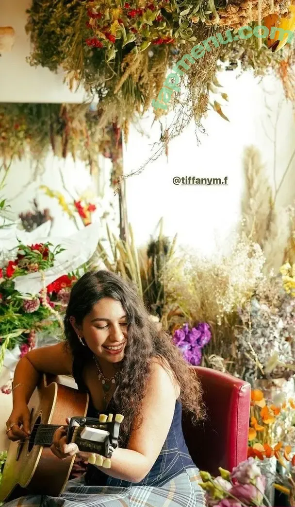 Alessia Cara nude photo #0252 (697145310 / alessiacara / alessiasmusic)