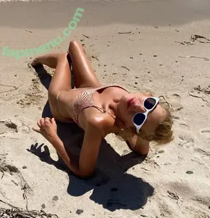 Alessia Marcuzzi / alessiamarcuzzi nude photo #0216