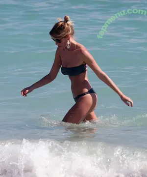 Alessia Marcuzzi / alessiamarcuzzi nude photo #0217