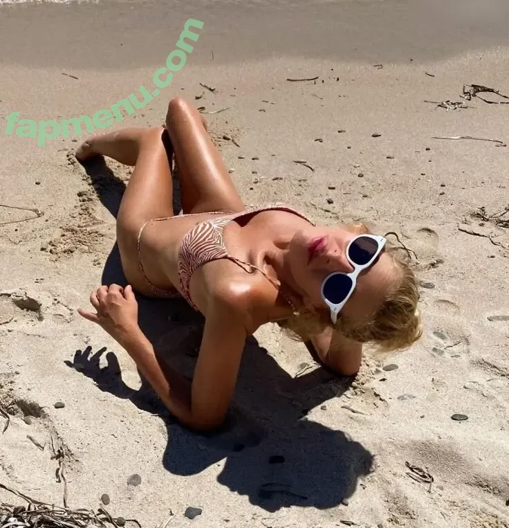 Alessia Marcuzzi nude photo #0216 (alessiamarcuzzi)