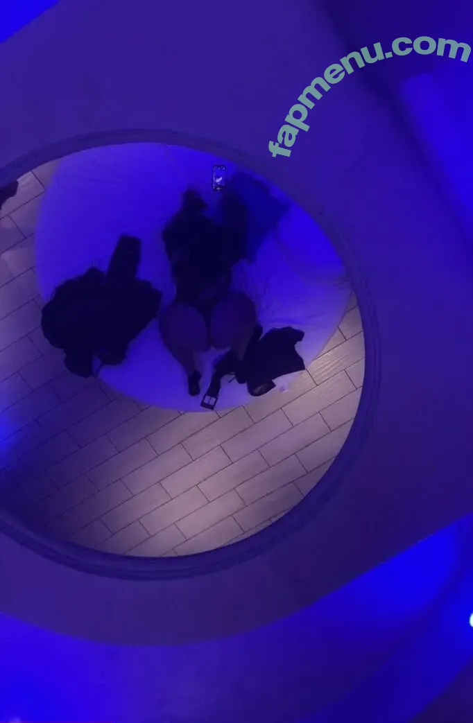 AlessiaBarbarossa nude photo #0058 (AlessiaBarbarossa)