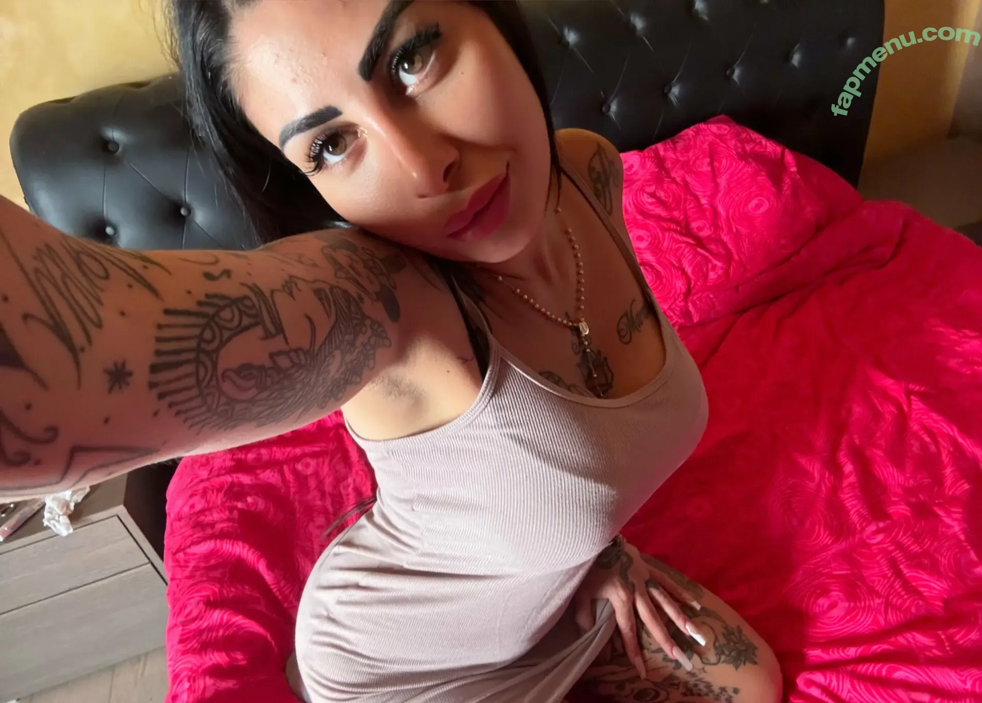 alessiaellee nude photo #0026 (alessiaellee)