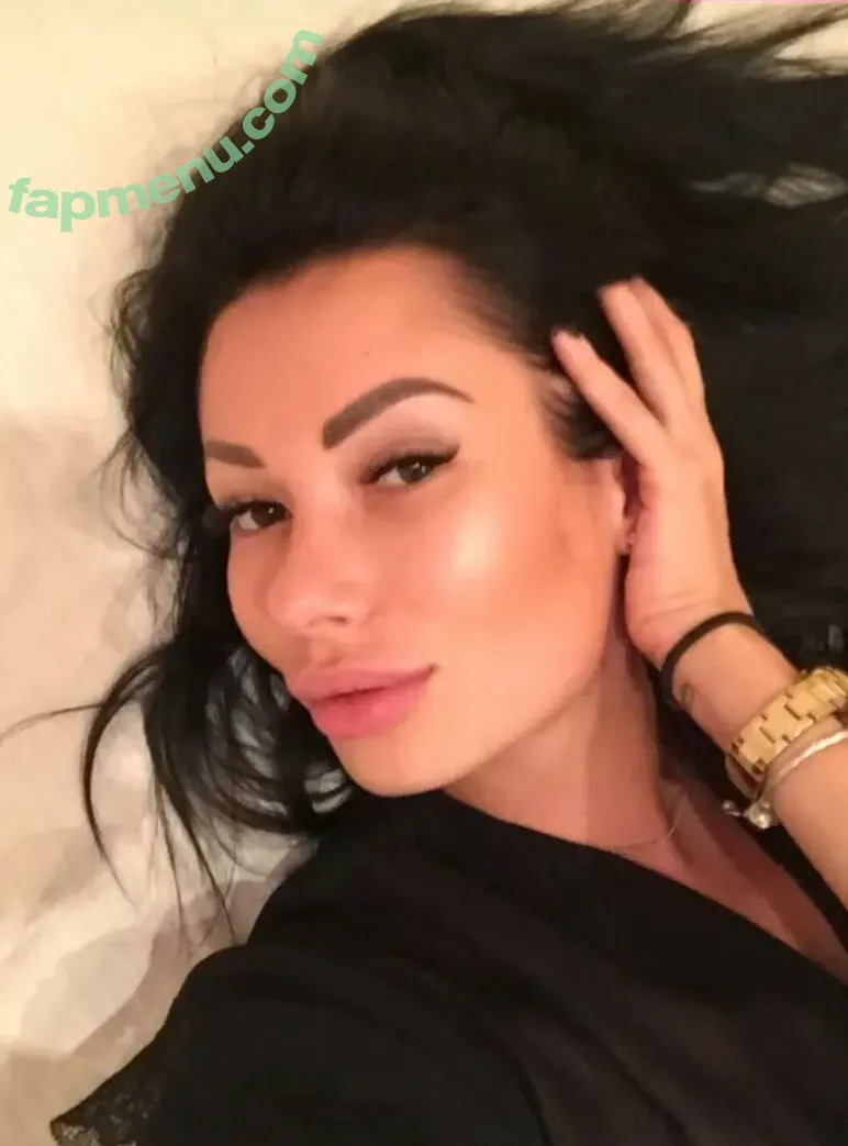 Alesya Vidnova Pena nude photo #0174 (alyssampena)