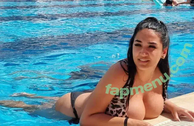 Alesyanova nude photo #0003 (Alesya_bigboobs / Alesyanoova)