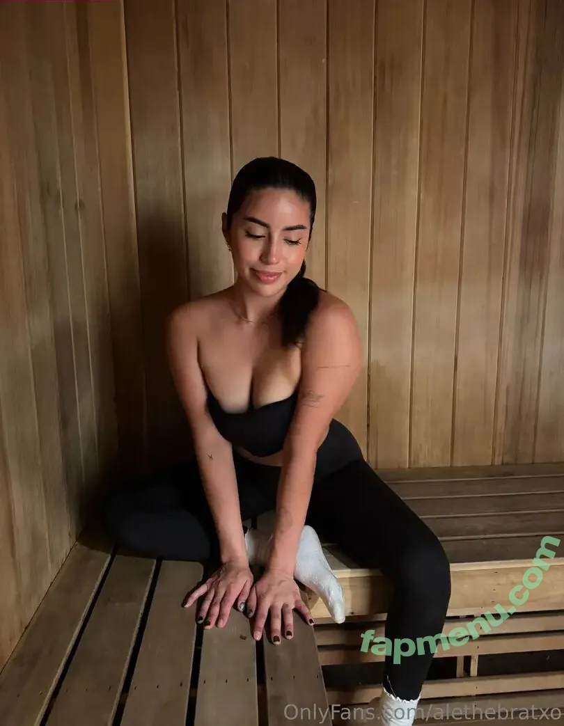 alethebratxo nude photo #0012 (alethebratxo)