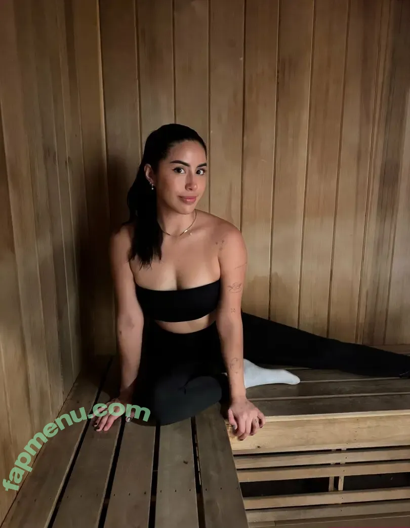 alethebratxo nude photo #0014 (alethebratxo)