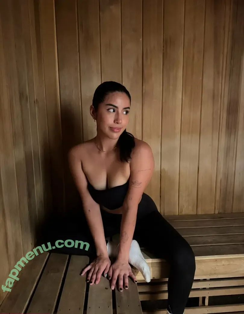 alethebratxo nude photo #0015 (alethebratxo)