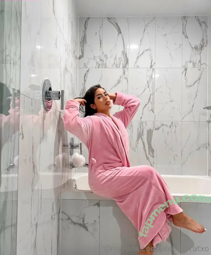 alethebratxo nude photo #0018 (alethebratxo)
