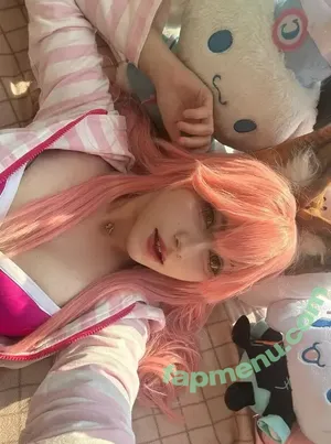 Aleu.rone / blownbyrone nude photo #0073