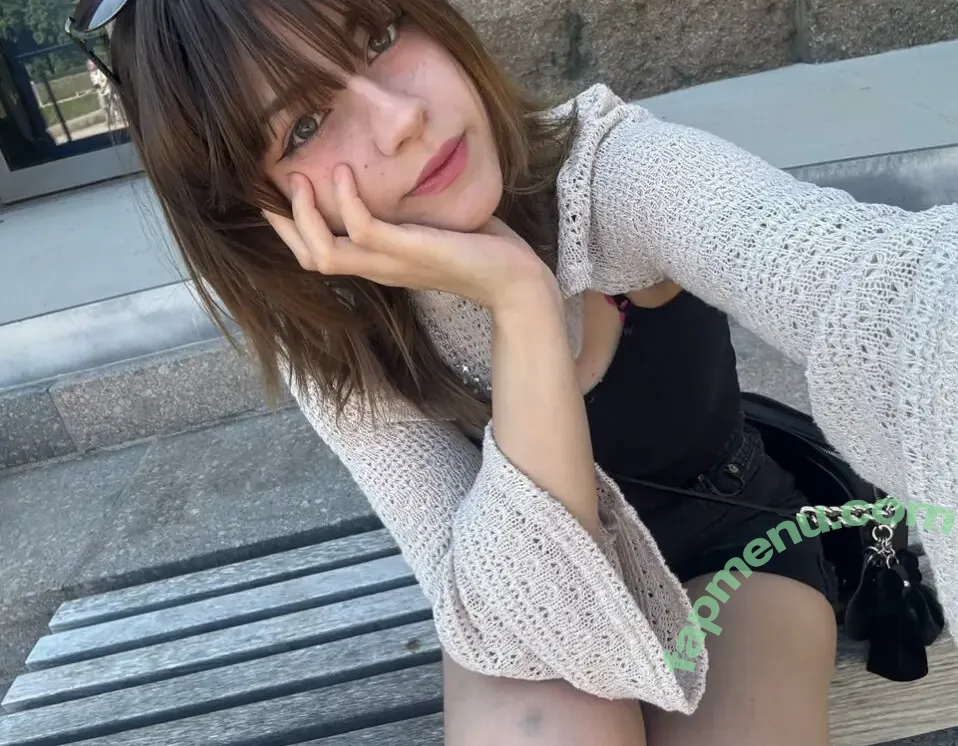 Aleu.rone nude photo #0071 (blownbyrone)