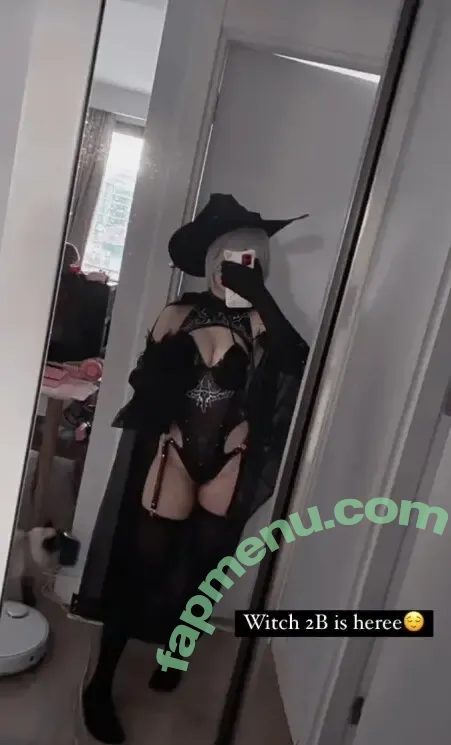 Aleu.rone nude photo #0092 (blownbyrone)