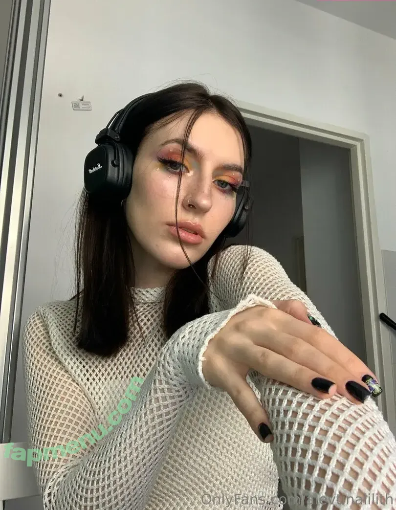 alevtinalilith nude photo #0002 (alevtinalilith1)