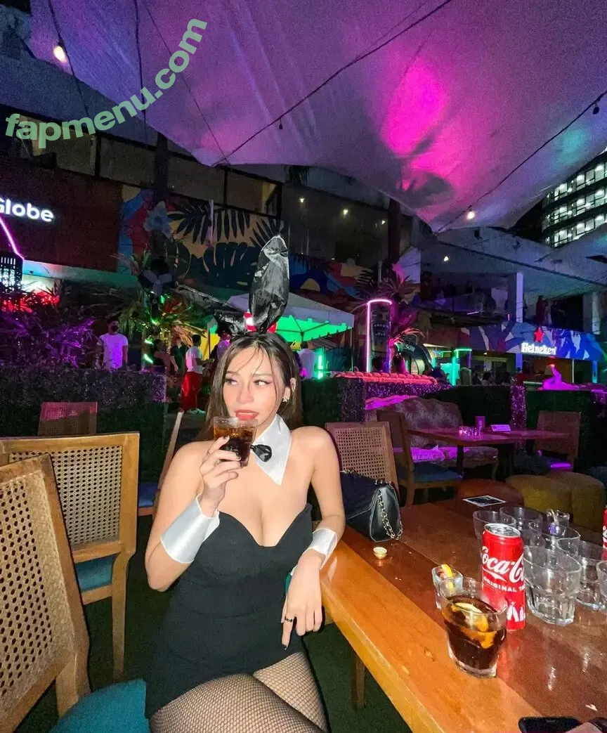 Alex Cadayona nude photo #0005 (alexcadayona)