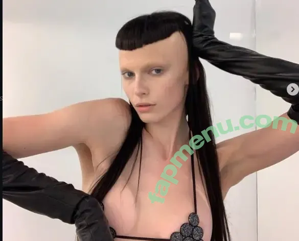 Alex Consani nude photo #0100 (alexconsani)