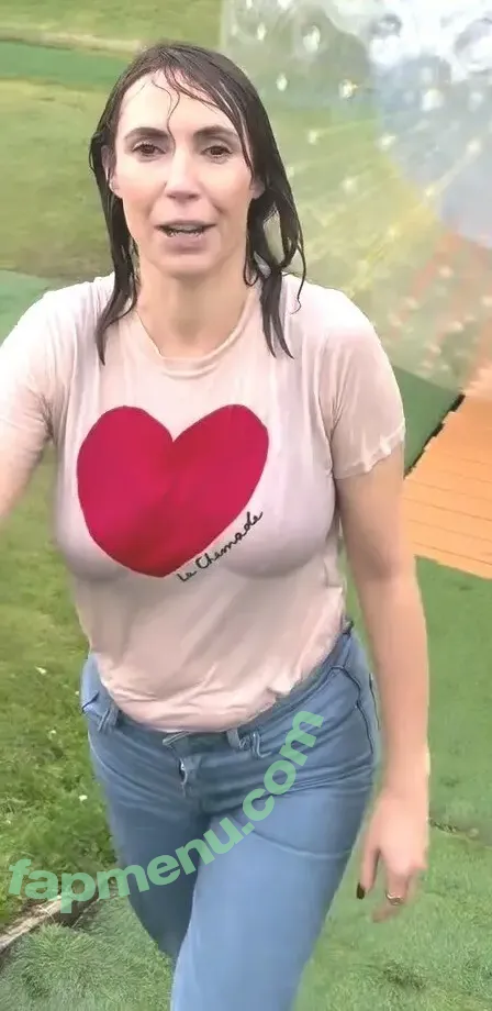 Alex Jones nude photo #0336 (alexjones420xxx / alexjonesthomson)