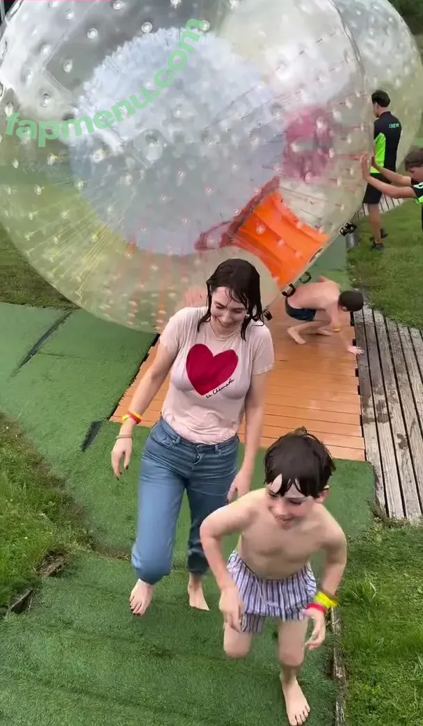 Alex Jones nude photo #0338 (alexjones420xxx / alexjonesthomson)