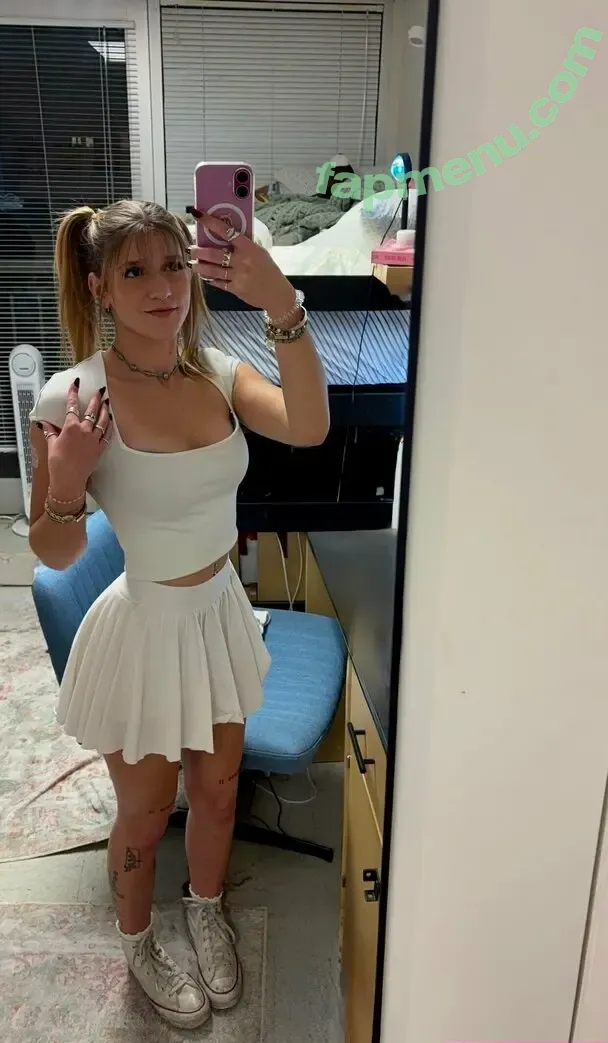 alex.loveee nude photo #0004 (alexloveeeee)