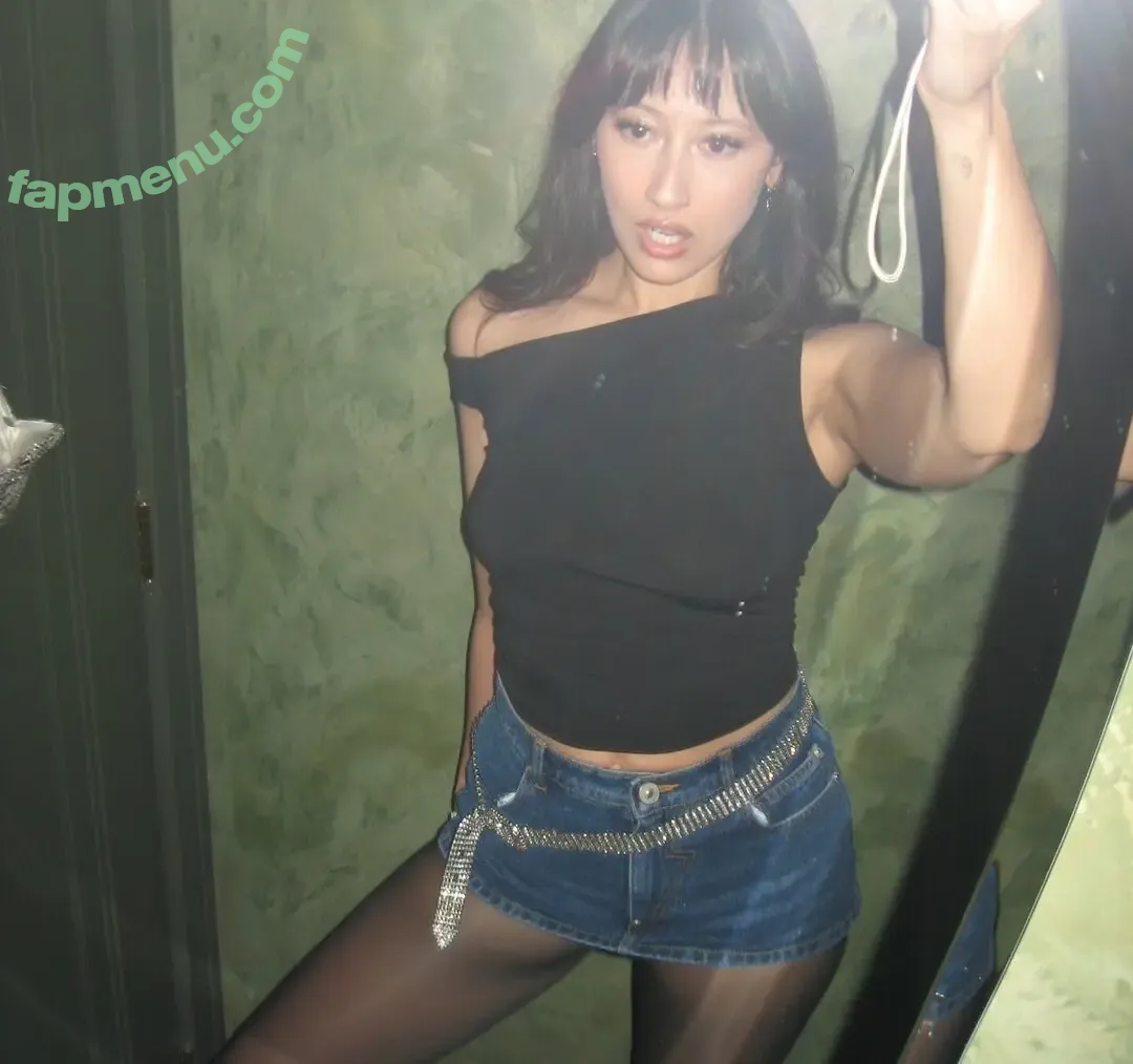 Alex Porat nude photo #0003 (alexandraporat)