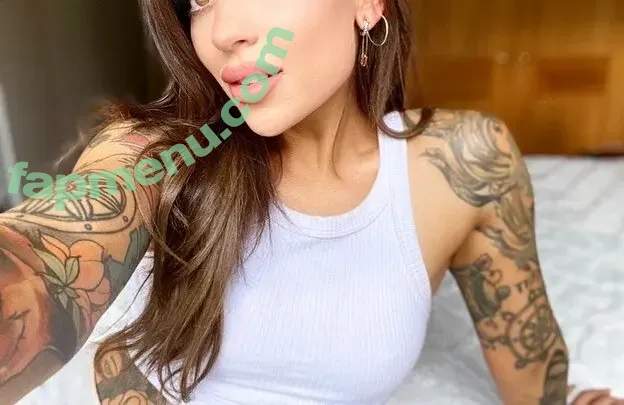 Alex Reade nude photo #0040 (alexxreade)