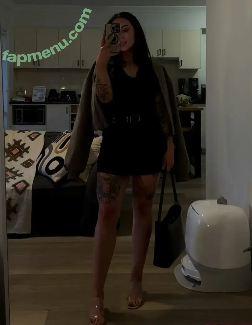 Alex Reade nude photo #0093 (alexxreade)