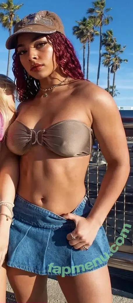 Alex Trainer nude photo #0019 (alexandriatrainer)