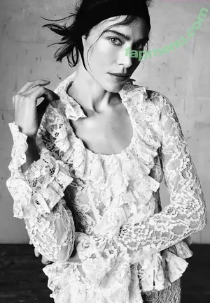 Alexa Chung / alexachung nude photo #0070