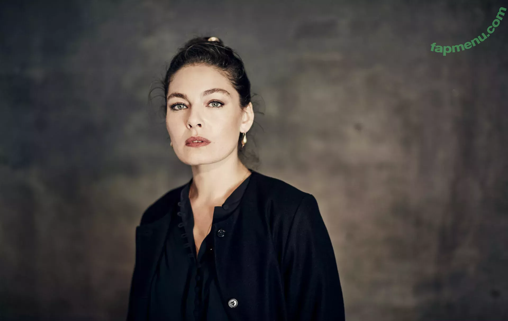 Alexa Davalos OnlyFans Leak: Nude photo #