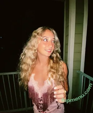 Alexa Goldberg / Alexagoldberg / lexicgoldberg nude photo #0020