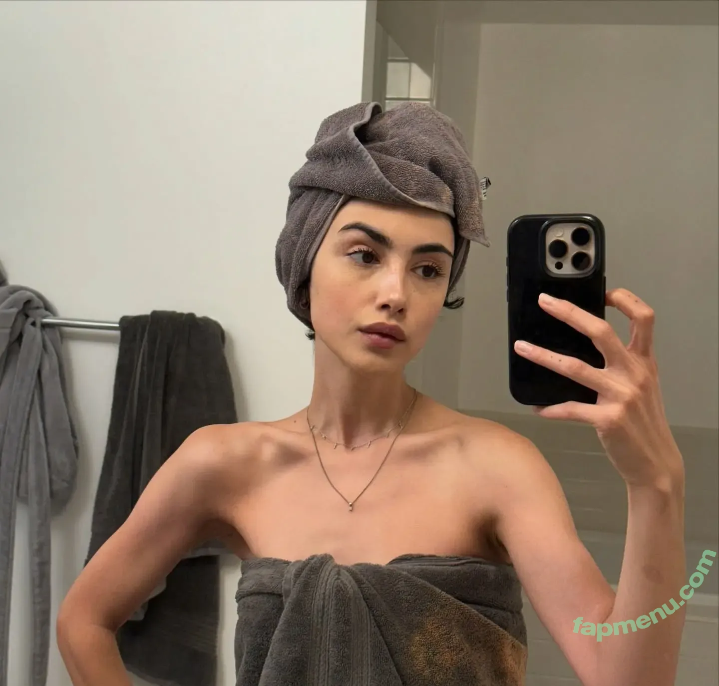 Alexa Mansour nude photo #0653 (alexamansour)