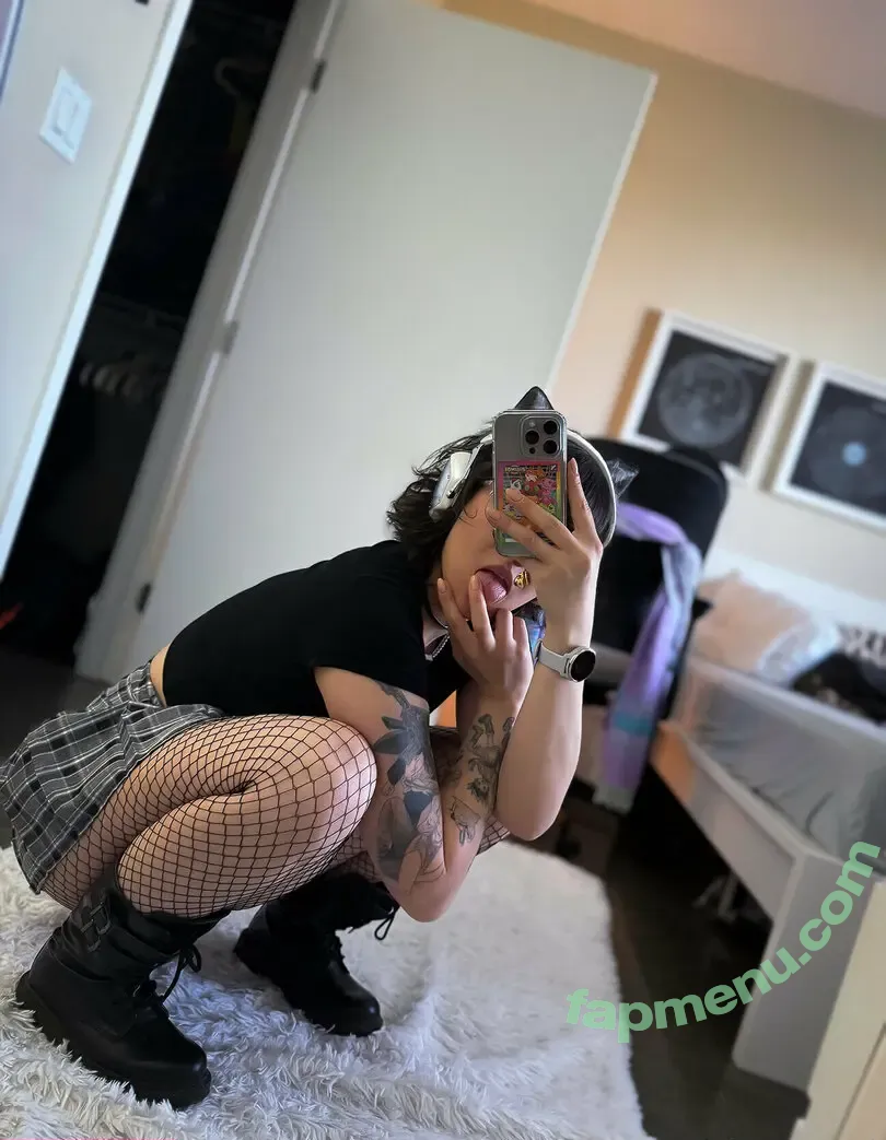 Alexa Pond nude photo #1037 (AlexaPond / alexapond_)