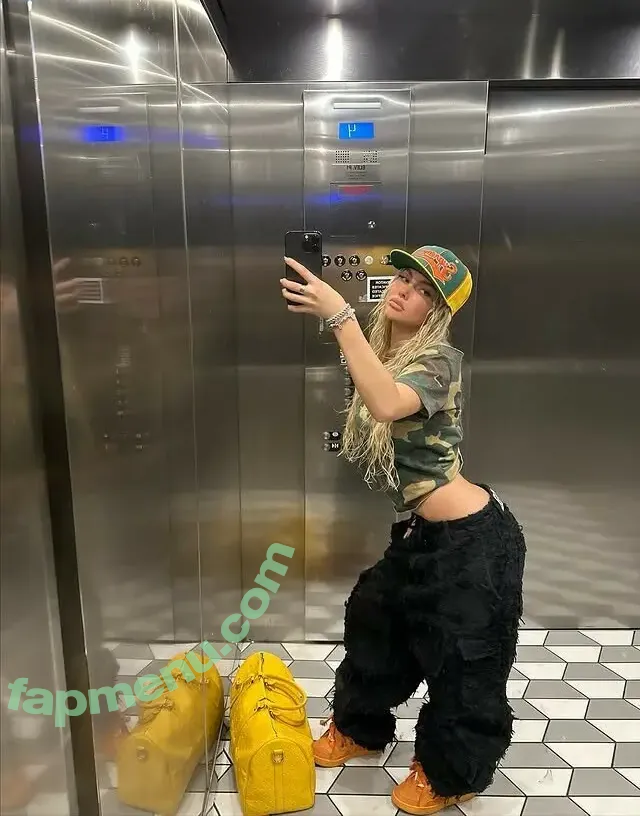 Alexa Tiziani nude photo #0037 (alexatiziani)