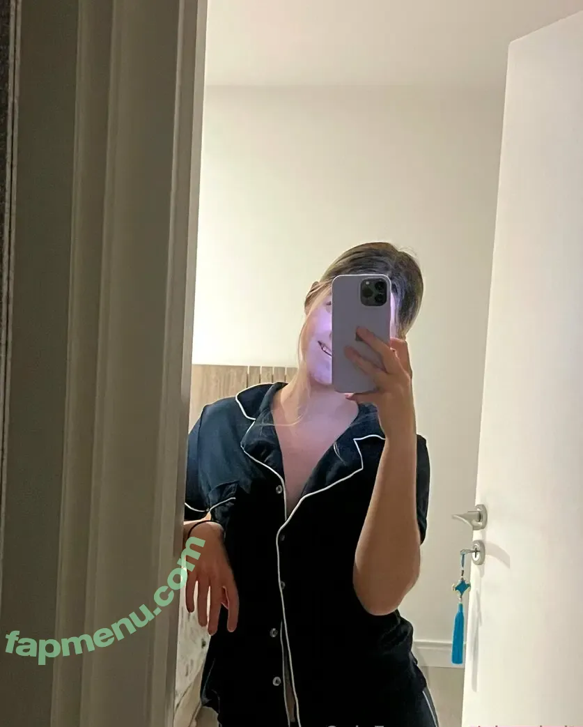 alexakait nude photo #0006 (alexakait)