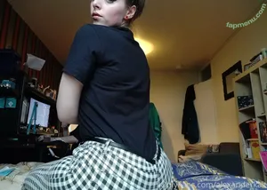 alexanderkayt / alexandrakaymusic nude photo #0008