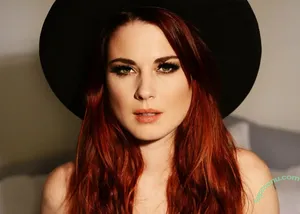 Alexandra Breckenridge / alexandrabreck nude photo #0037