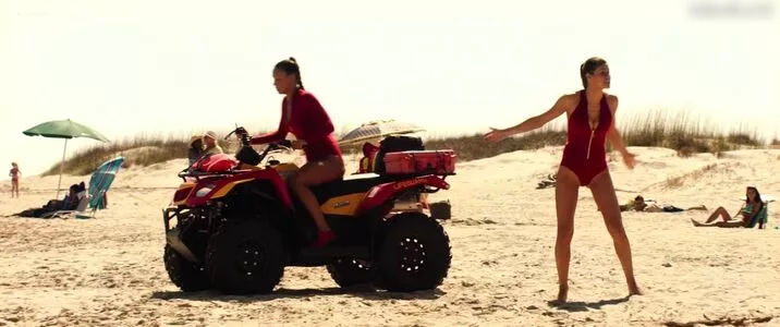 Alexandra Daddario / alexandradaddario nude photo #2956