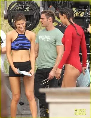 Alexandra Daddario / alexandradaddario nude photo #2969