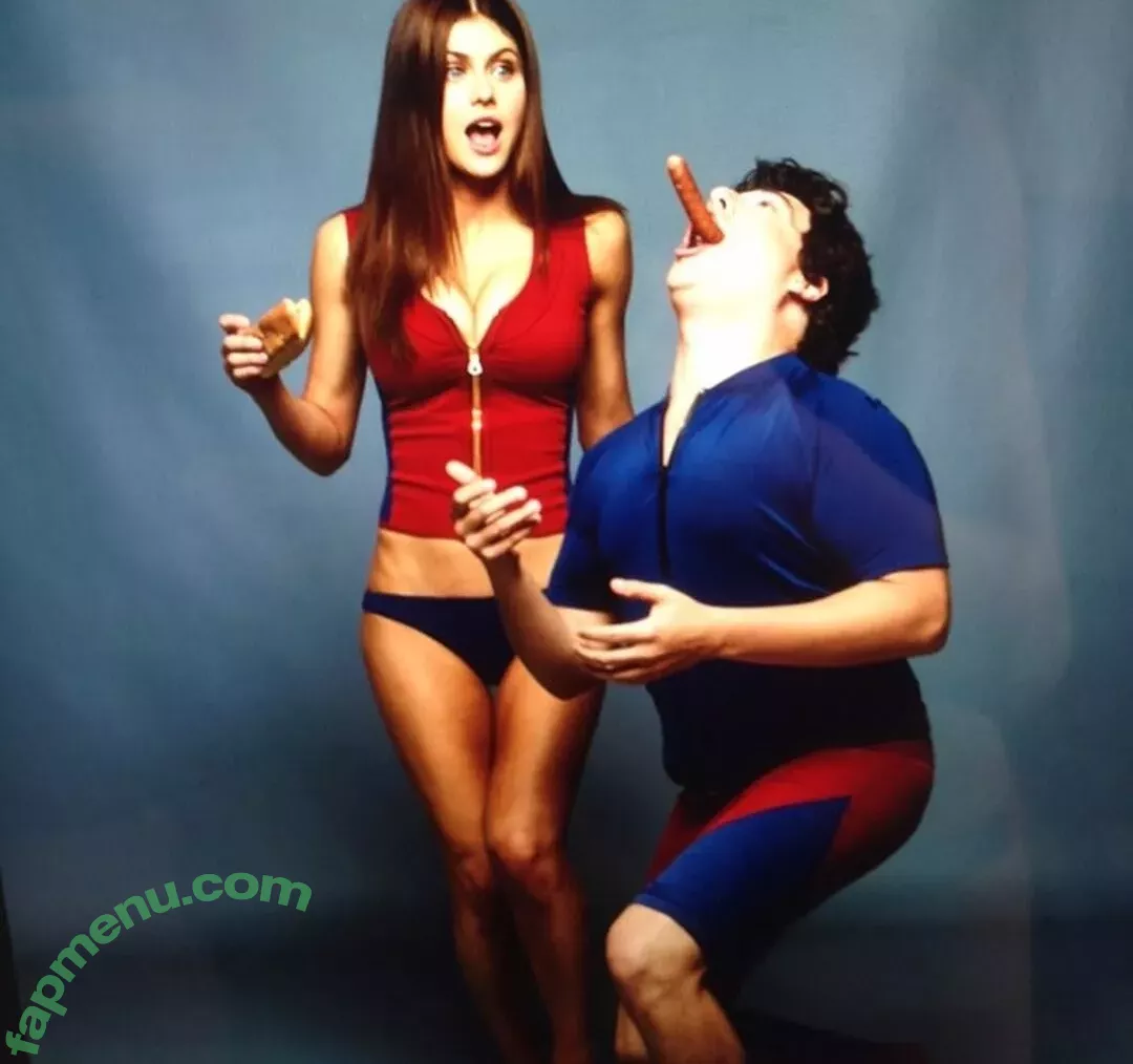 Alexandra Daddario nude photo #2964 (alexandradaddario)