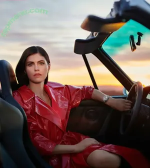 Alexandra Daddario / alexandradaddario nude photo #3447