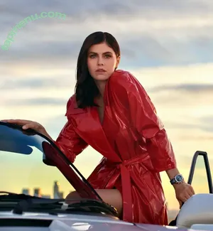 Alexandra Daddario / alexandradaddario nude photo #3451