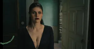 Alexandra Daddario / alexandradaddario nude photo #3524